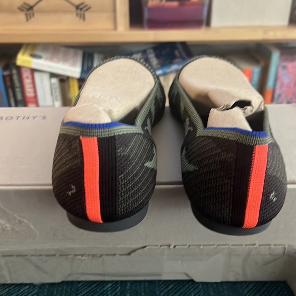 Rothy’s Camo Points With Orange Stripe - image 5